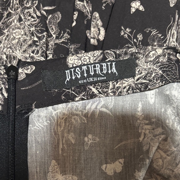 Disturbia Thalia Floral Print Midi Dress - Picture 7 of 7